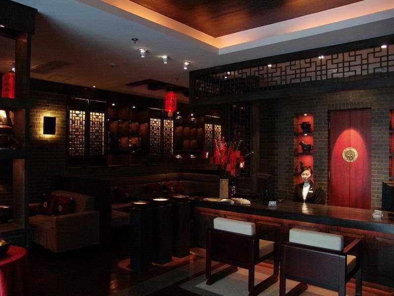 Baolong Homelike Hotel - Henglong Hotel Jingan Exteriör bild